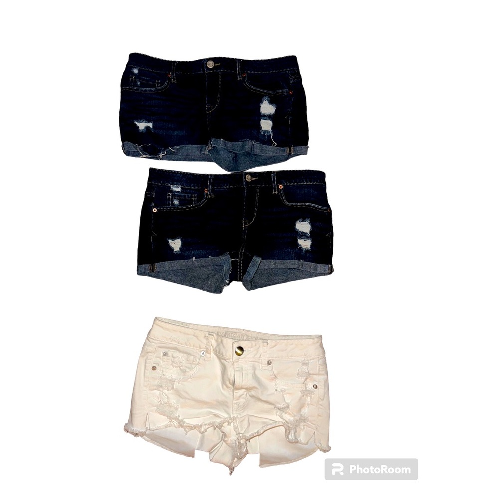 3 pairs of 3 short jeans